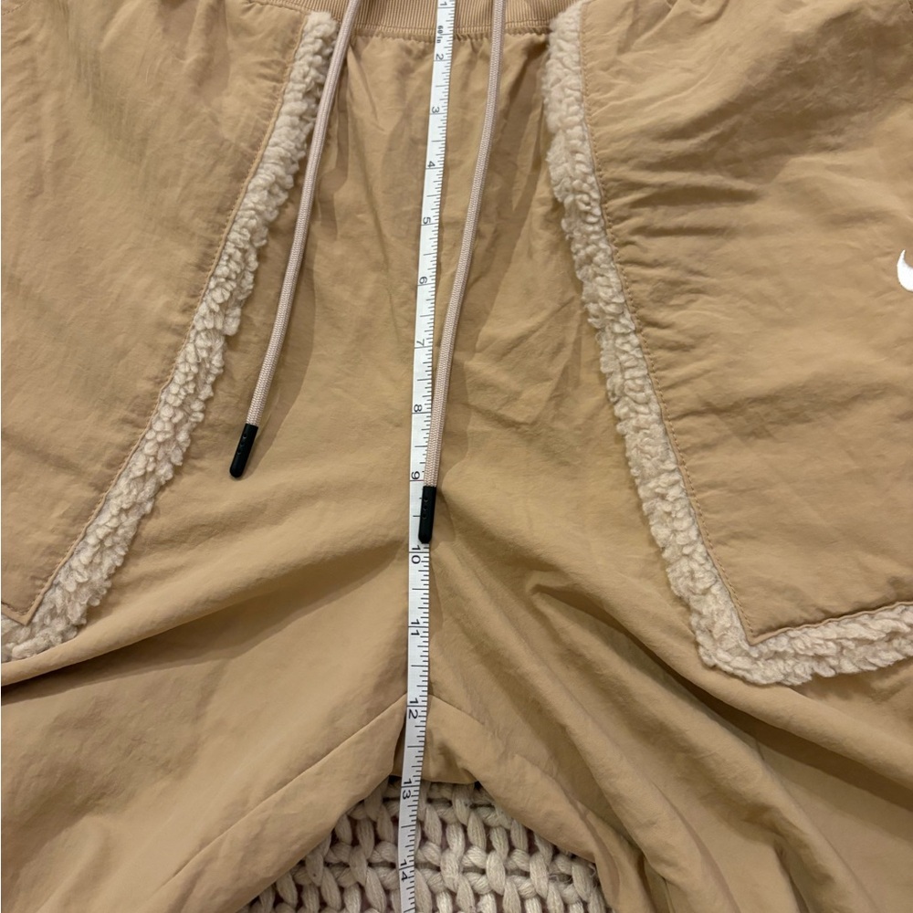 NWOT Nike Beige Joggers with Fleece Pockets - Picture 7 of 9